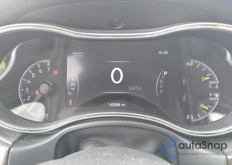 2015 Jeep Grand Cherokee Limited z USA, uszkodzony, nr VIN 1C4RJFBG5FC106808